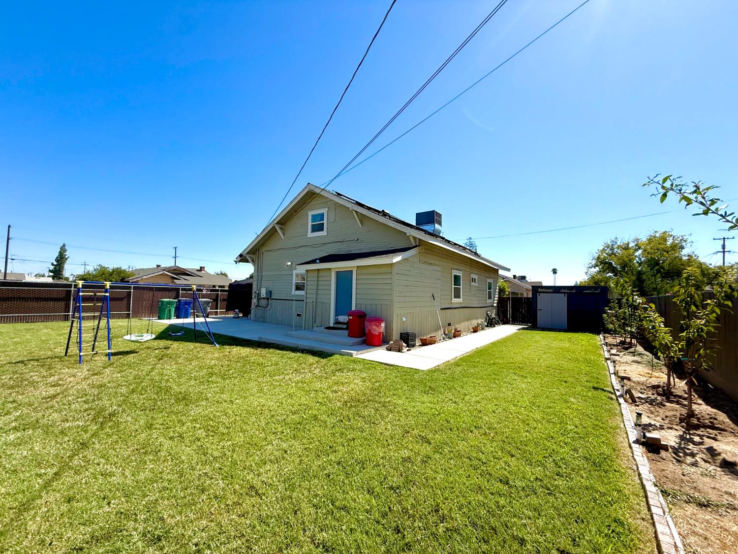 2783 Logan St, Selma, CA 93662