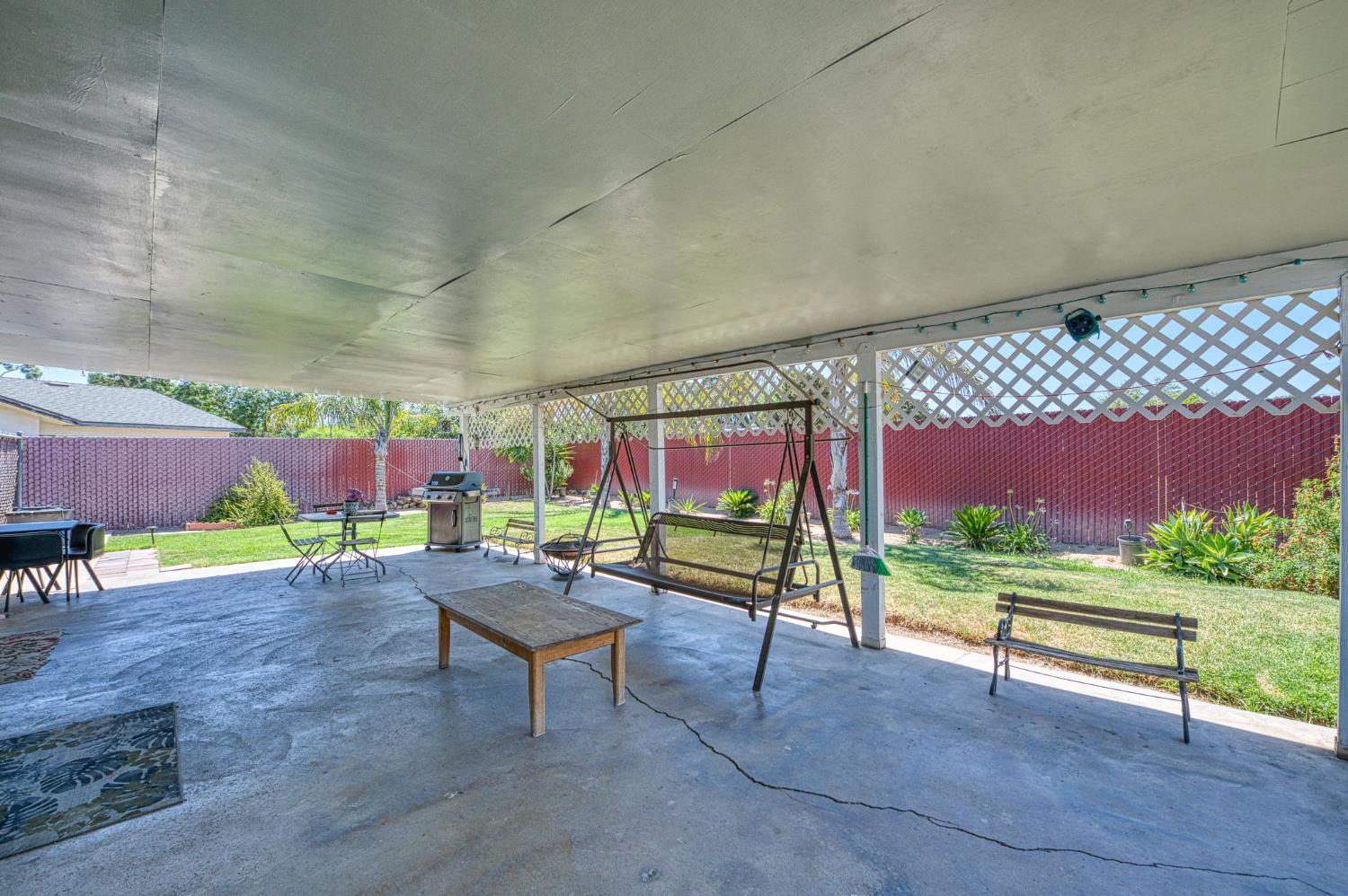 5041 W Willis Ave, Fresno, CA 93722