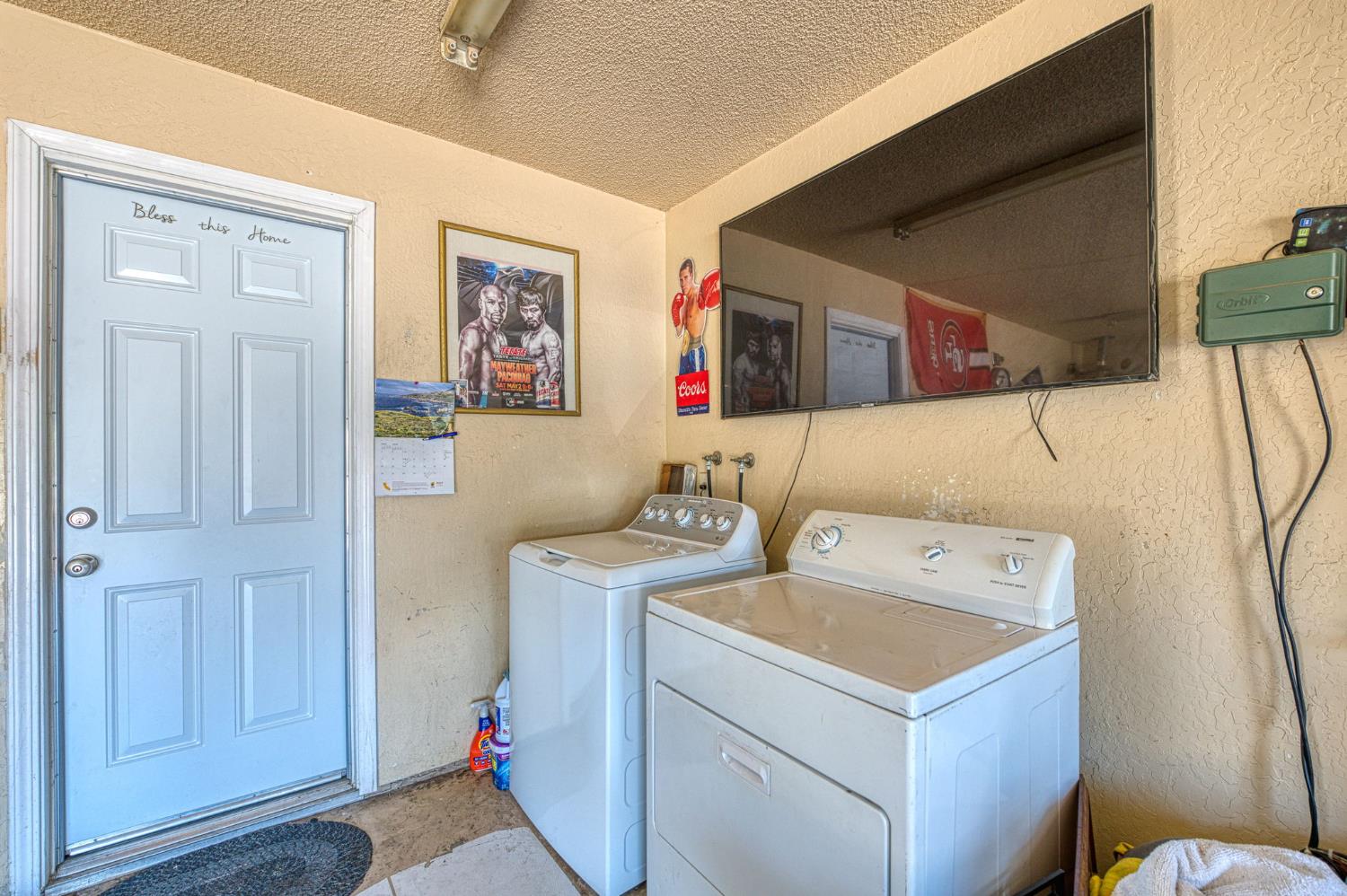 5041 W Willis Ave, Fresno, CA 93722