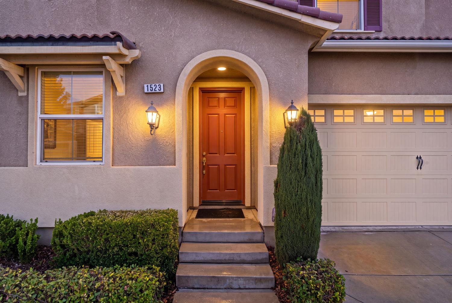 1523 N Reunion Way, Clovis, CA 93619