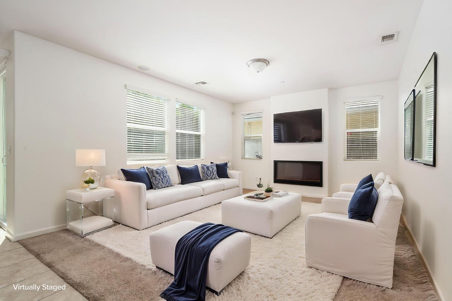 1523 N Reunion Way, Clovis, CA 93619