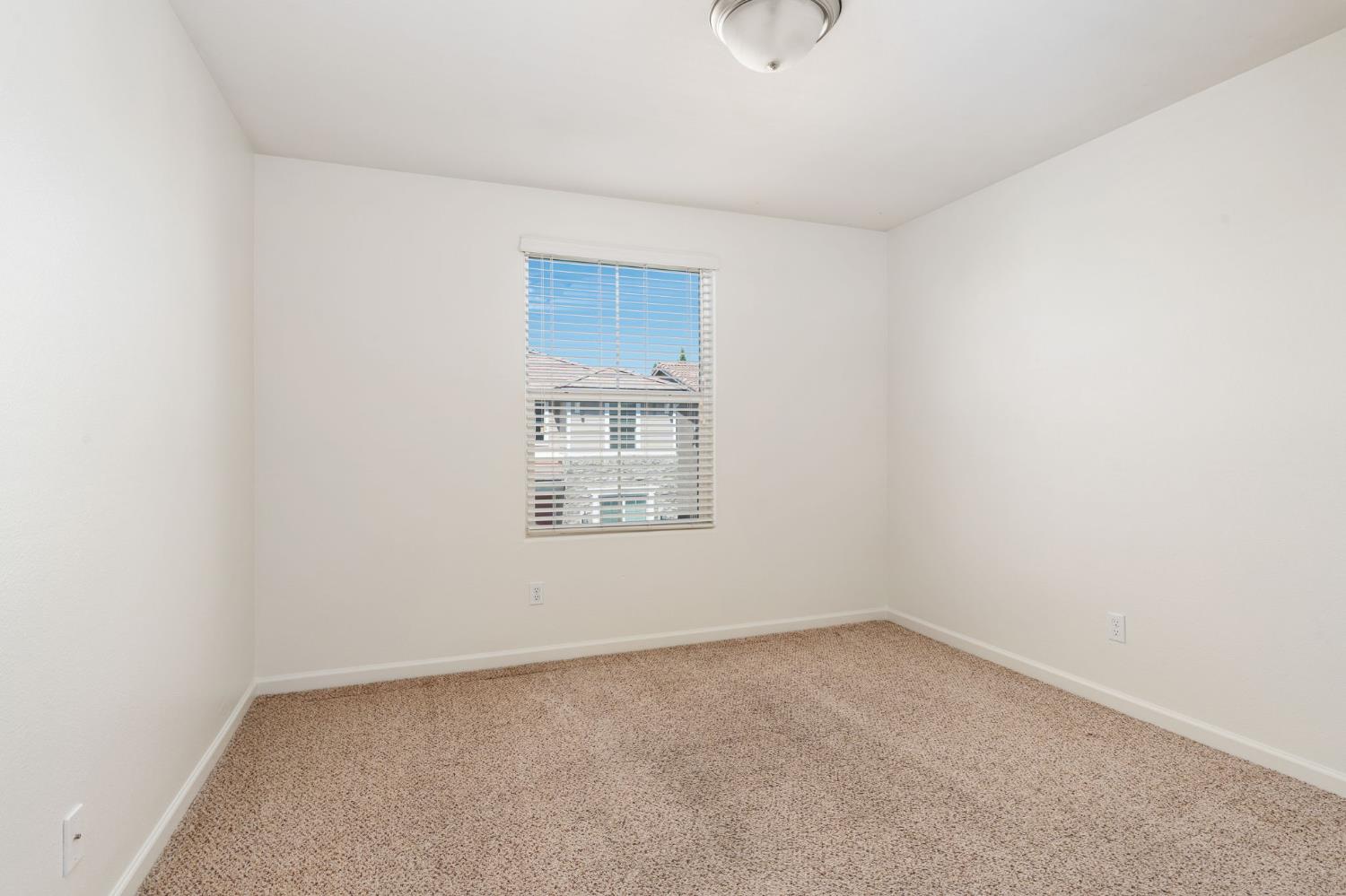1523 N Reunion Way, Clovis, CA 93619
