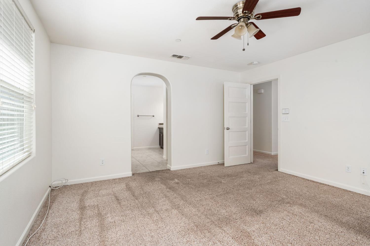1523 N Reunion Way, Clovis, CA 93619