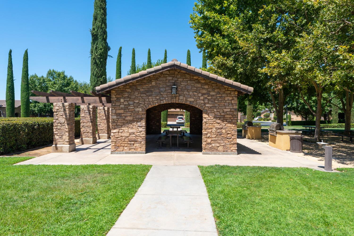 1523 N Reunion Way, Clovis, CA 93619