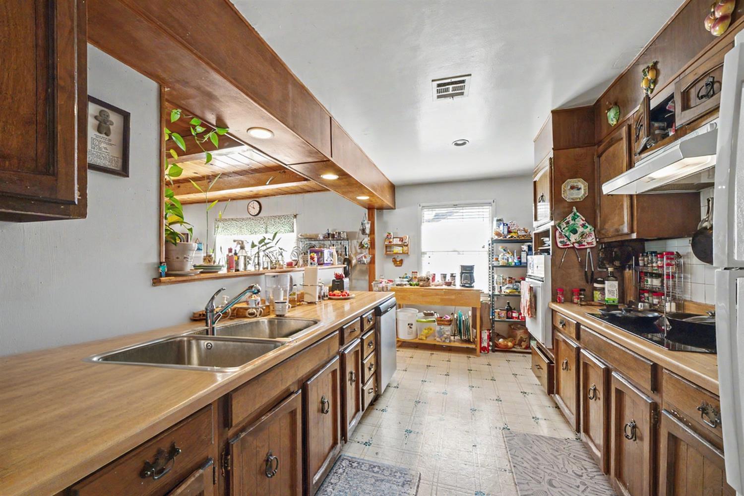3253 Michigan, Stockton, CA 95204