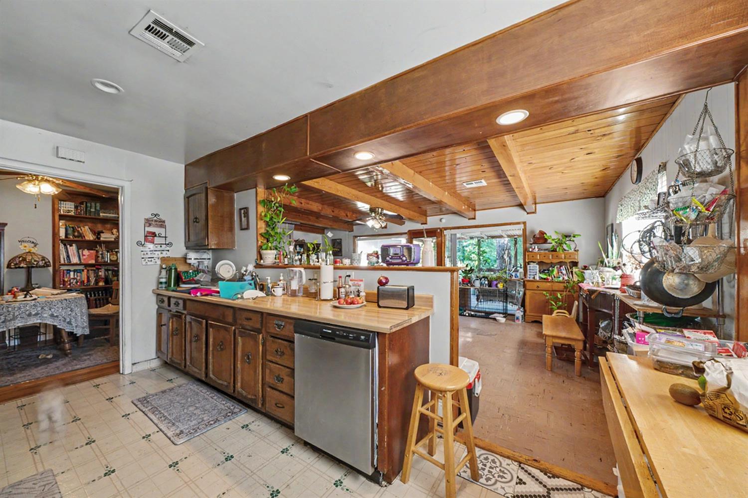 3253 Michigan, Stockton, CA 95204