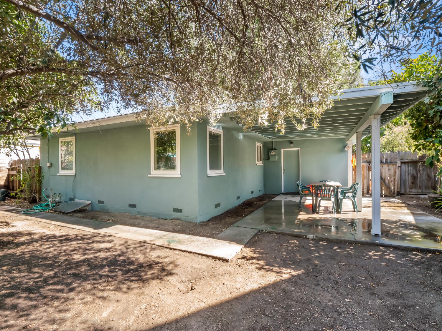 4795 E Simpson Ave, Fresno, CA 93703