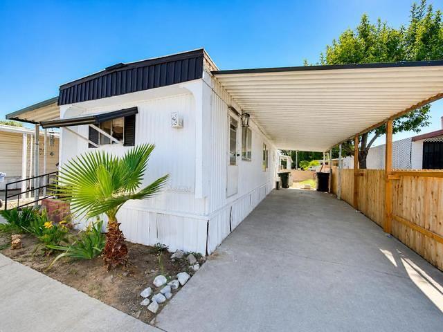 560 W Pleasant Ave #74, Tulare, CA 93274