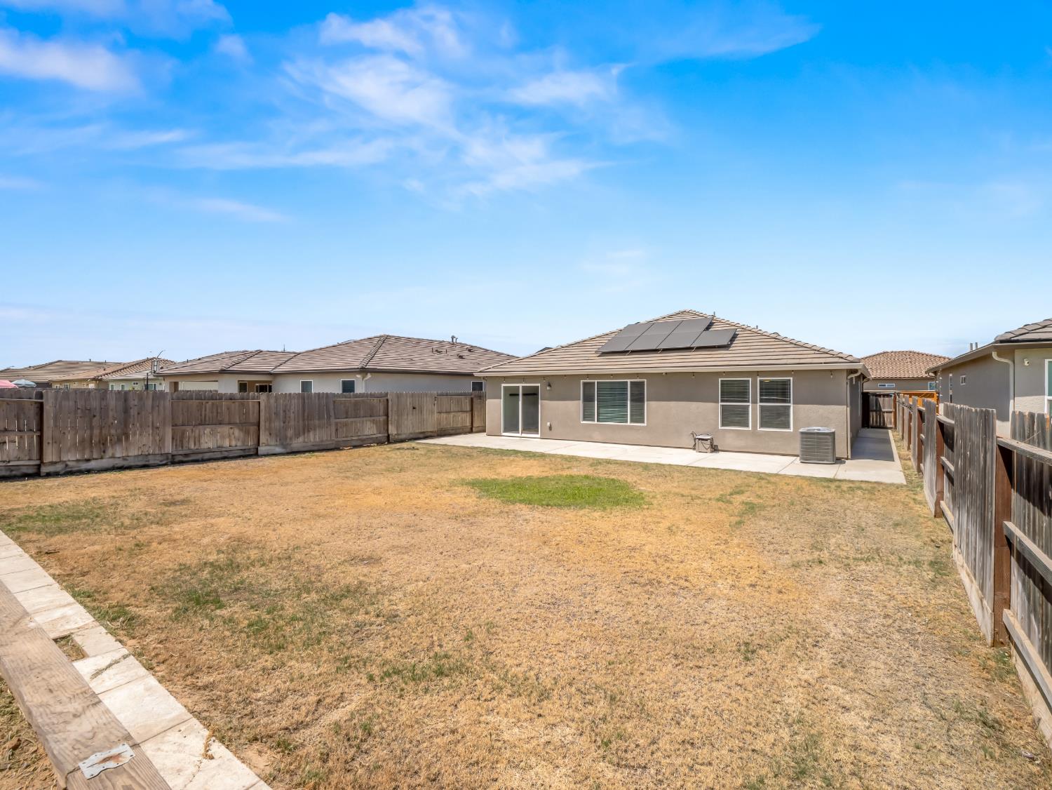 928 S Clover Ave, Fresno, CA 93727