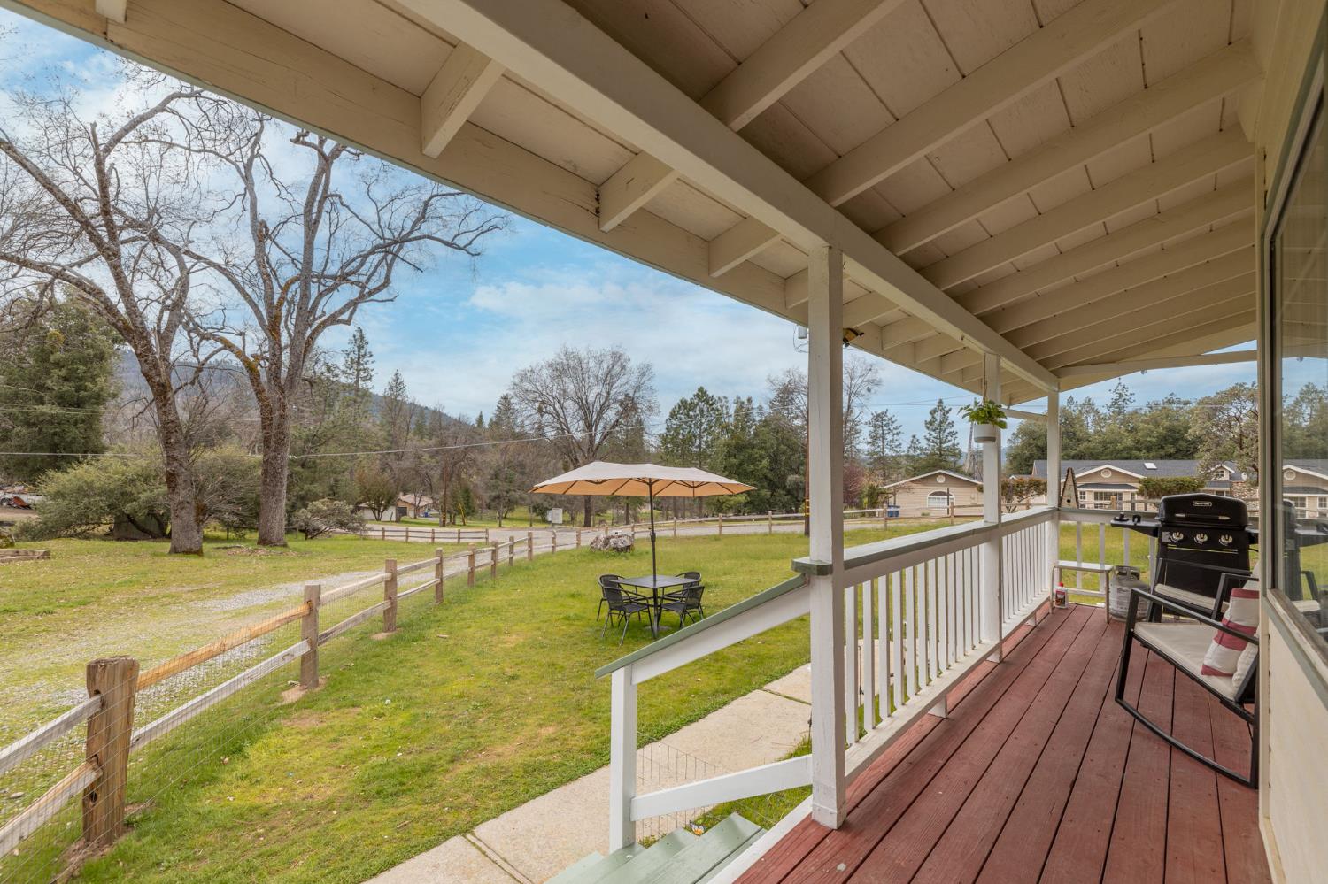 38209 Wortham Rd, Oakhurst, CA 93644