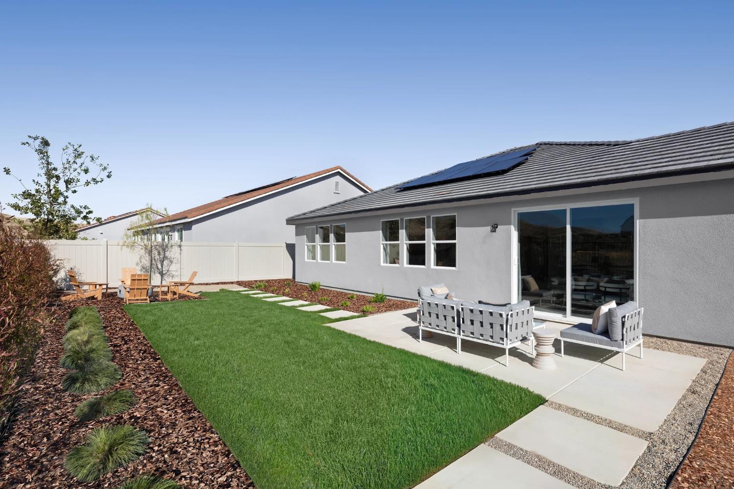 7984 Cottonwood Dr, Friant, CA 93626
