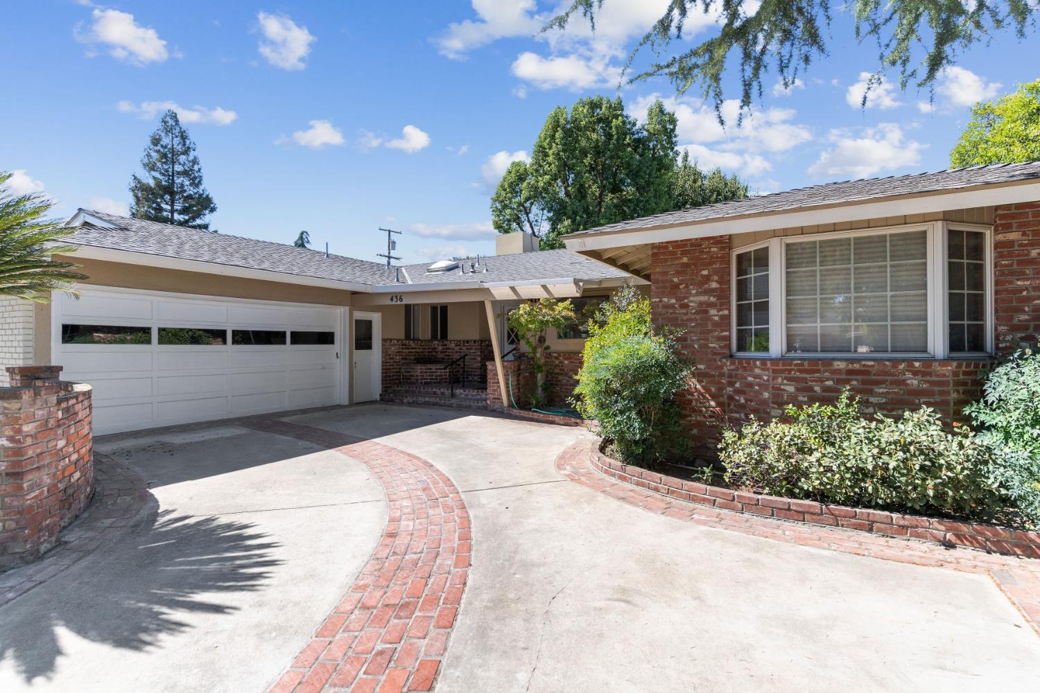 436 W Twain Ave, Fresno, CA 93704