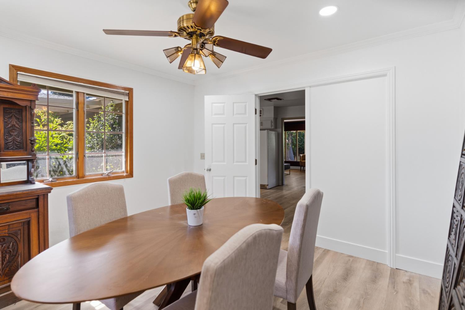 436 W Twain Ave, Fresno, CA 93704
