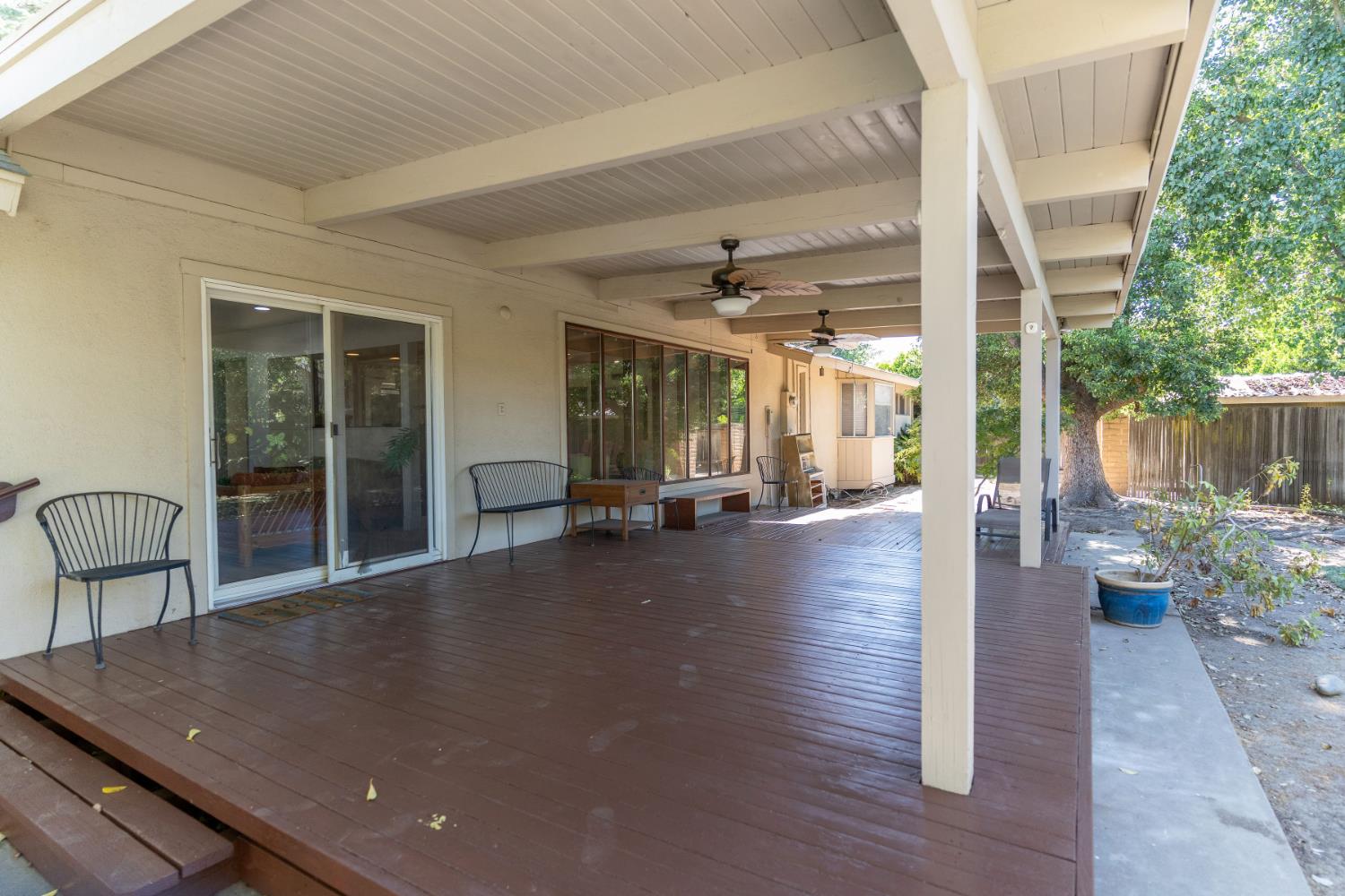 436 W Twain Ave, Fresno, CA 93704