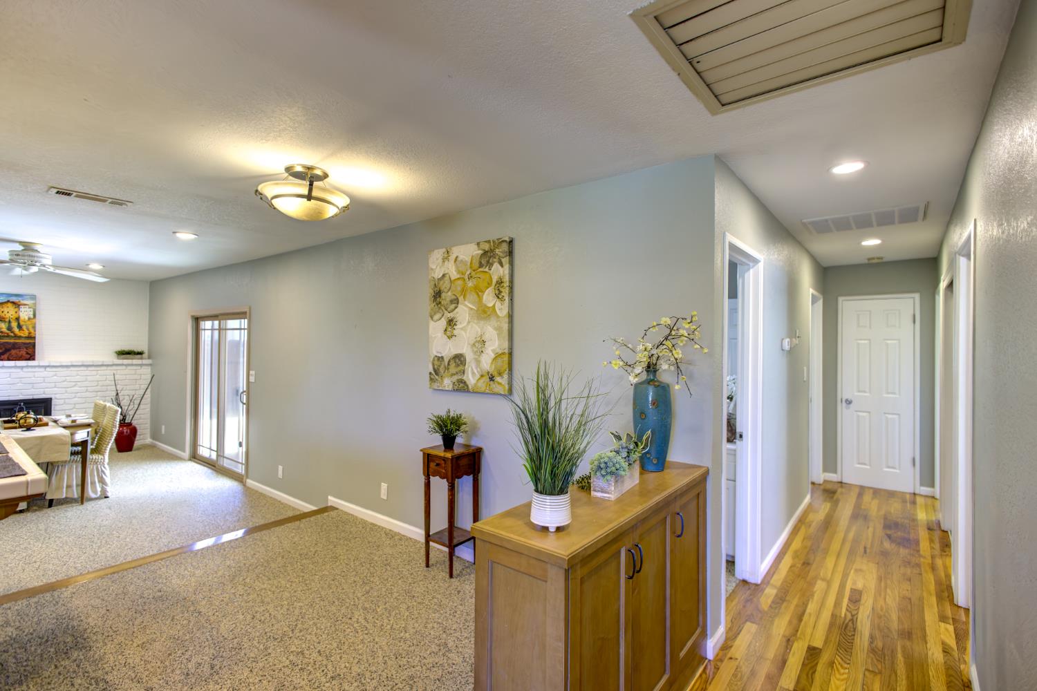 514 W San Gabriel Ave, Clovis, CA 93612