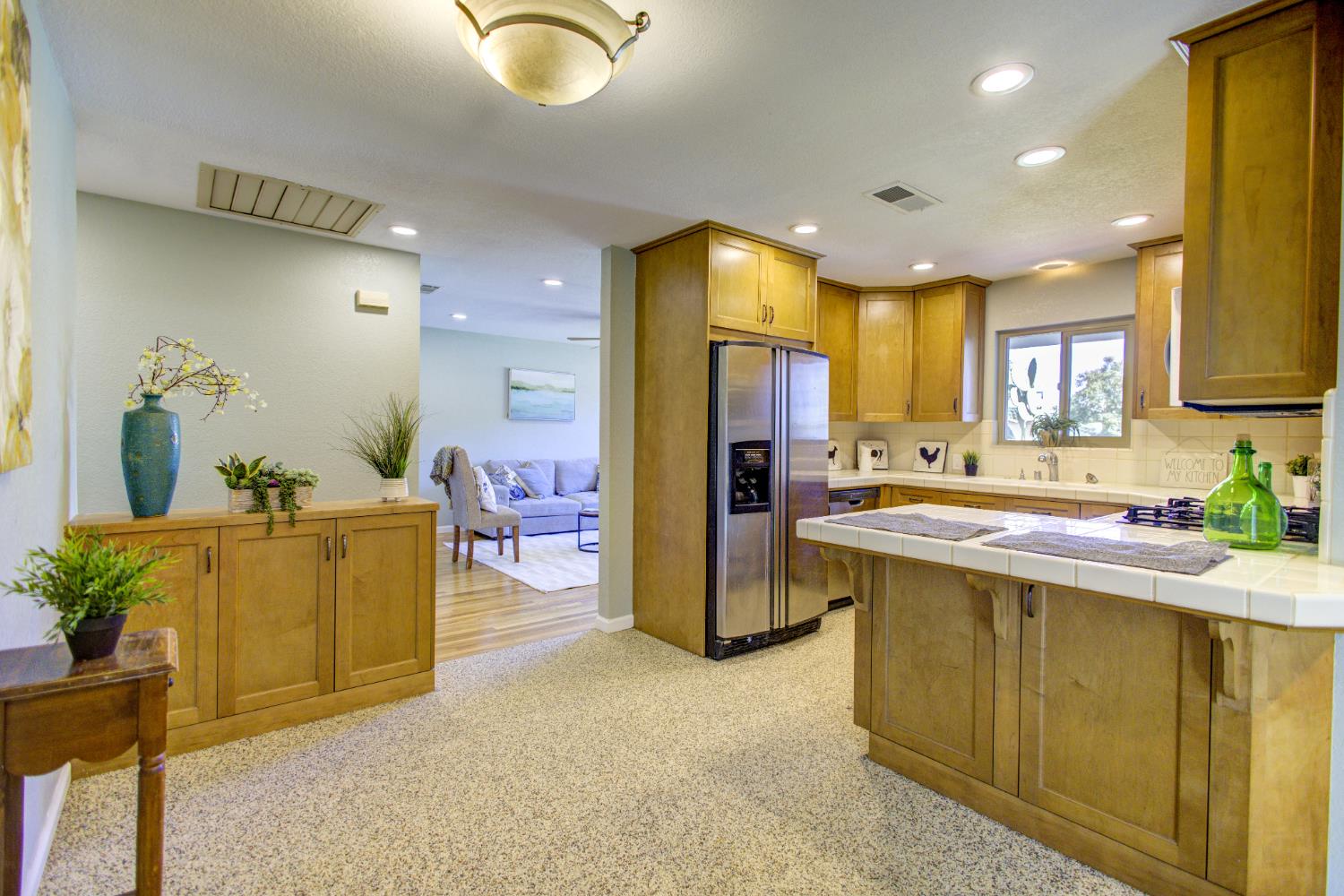 514 W San Gabriel Ave, Clovis, CA 93612