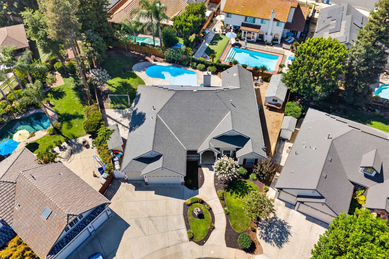 602 Fallbrook Ave, Clovis, CA 93611