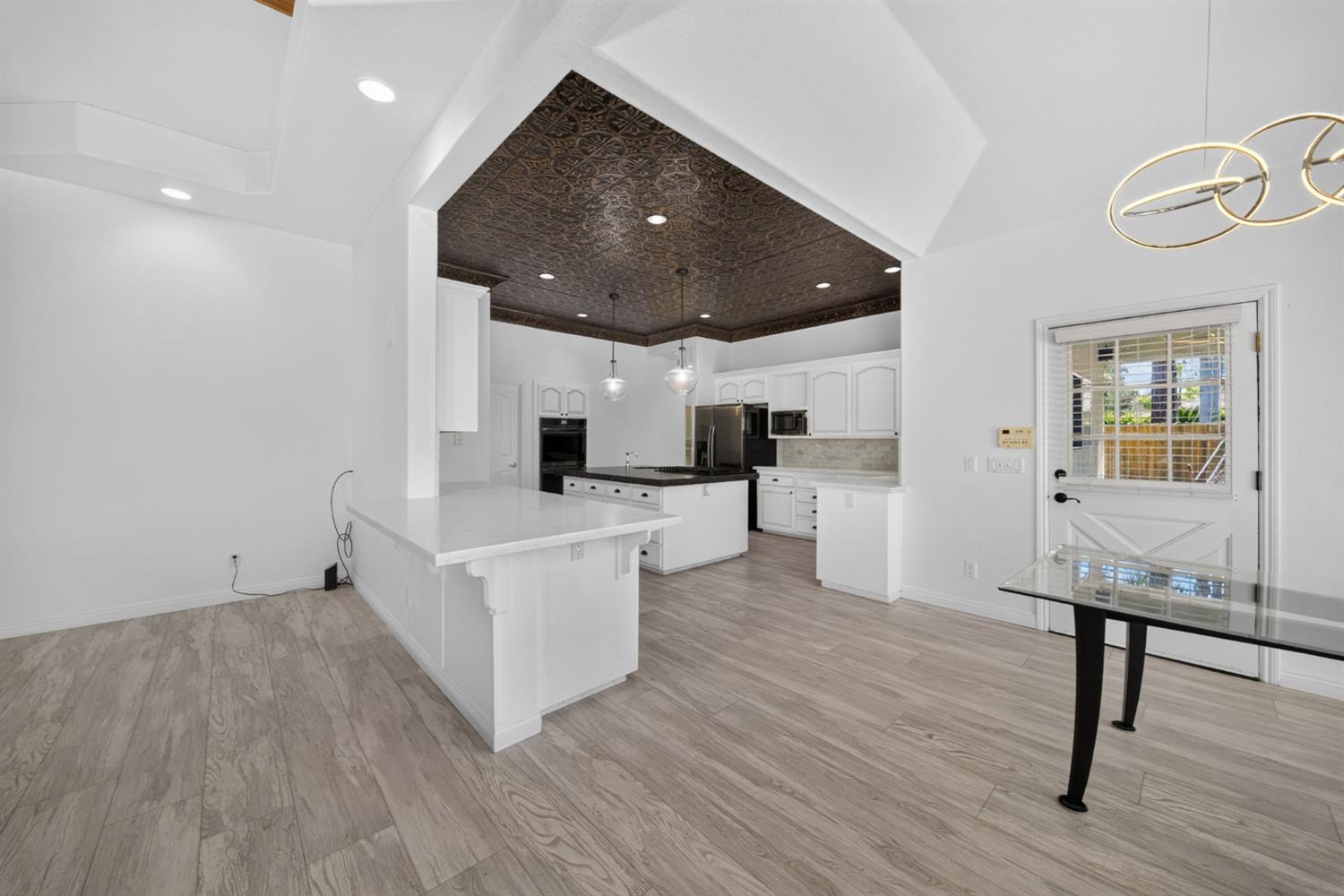 602 Fallbrook Ave, Clovis, CA 93611