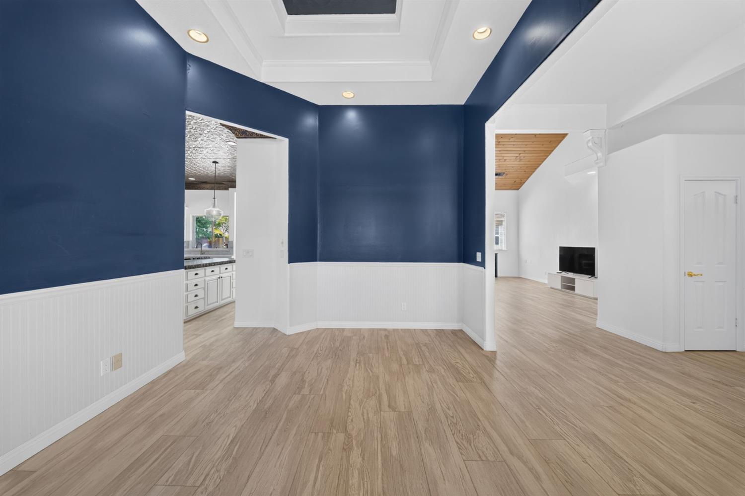602 Fallbrook Ave, Clovis, CA 93611