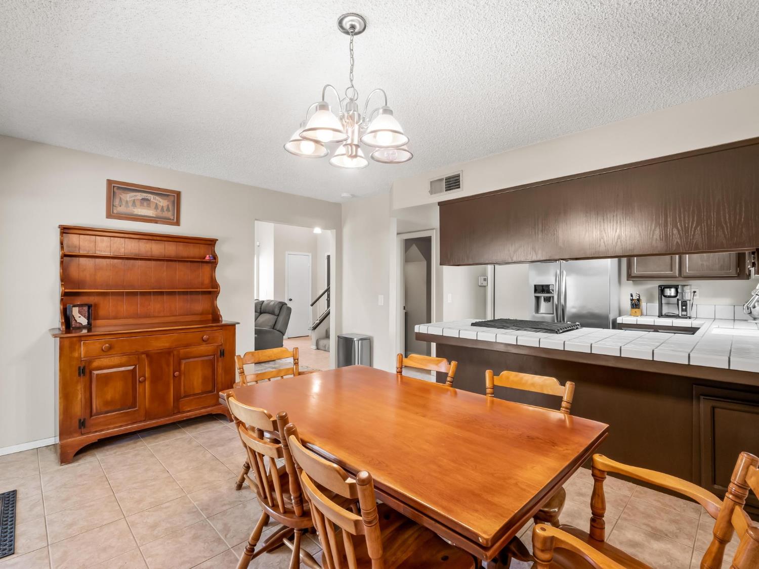 7740 N 8Th St, Fresno, CA 93720