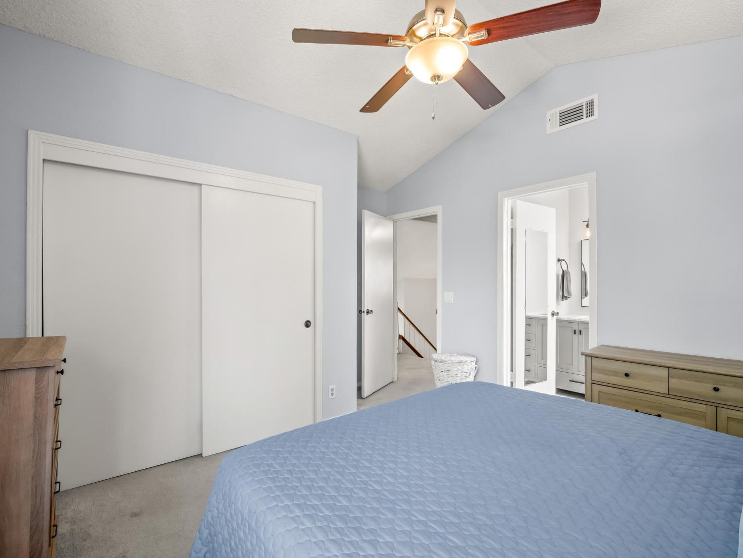 7740 N 8Th St, Fresno, CA 93720