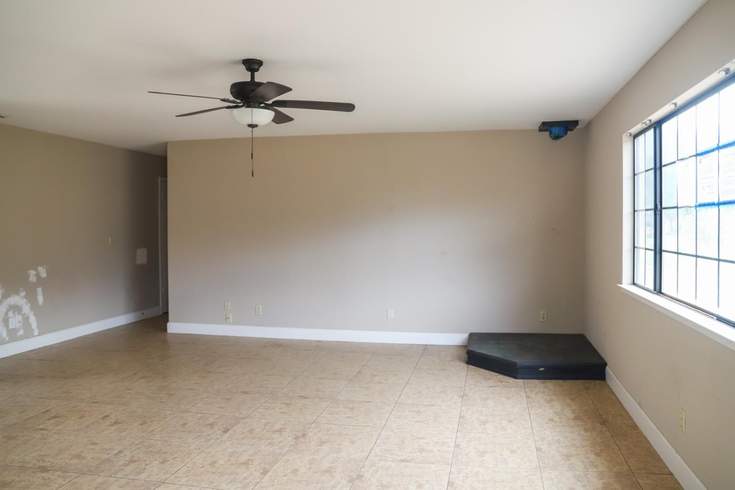 39503 S Lilley Way, Coarsegold, CA 93614