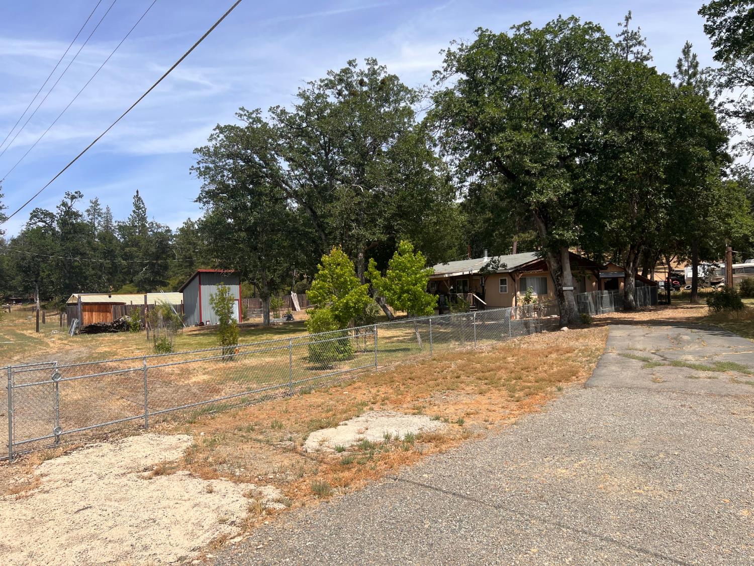 70 N Oak Ave, Hayfork, CA 96041