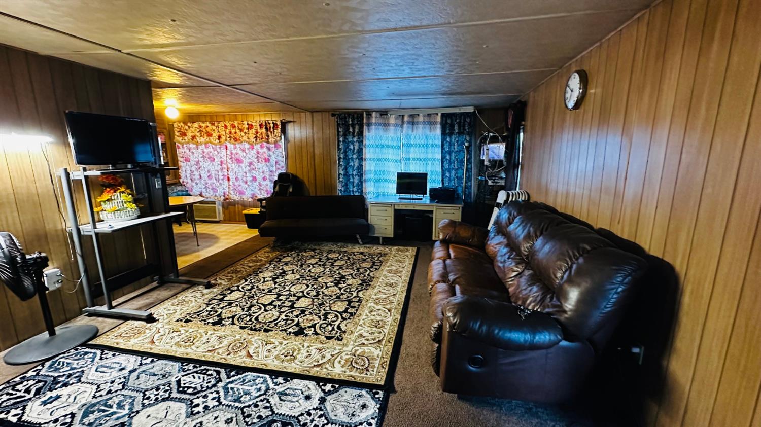 70 N Oak Ave, Hayfork, CA 96041