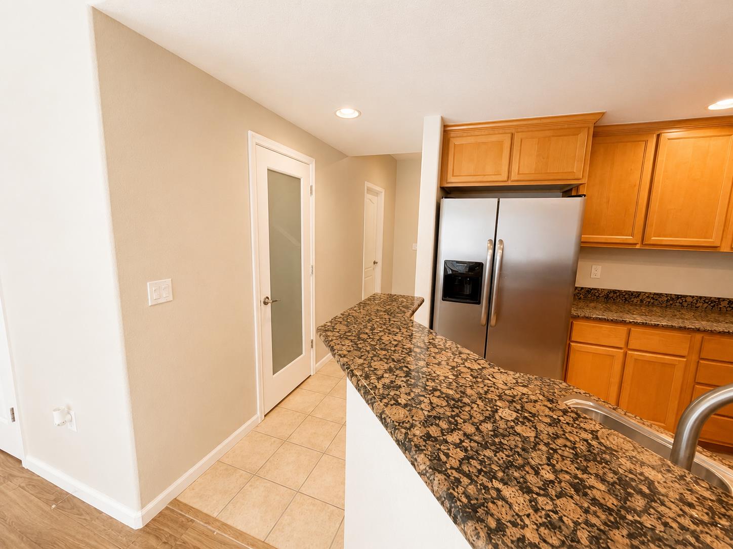 373 N Amedeo Ln, Clovis, CA 93611