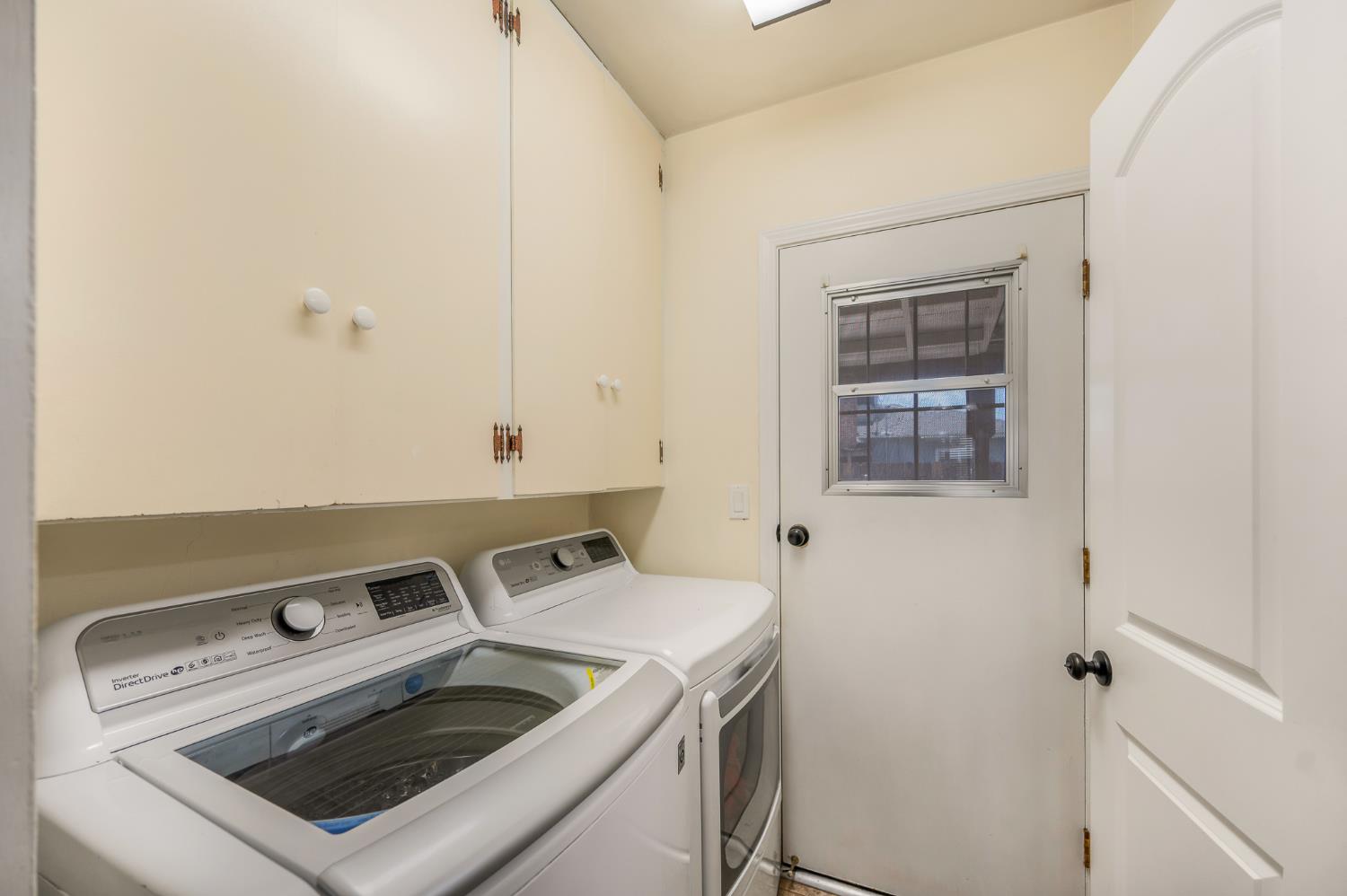 1439 Gary St, Selma, CA 93662