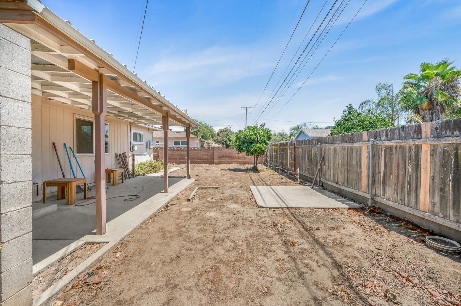 1439 Gary St, Selma, CA 93662