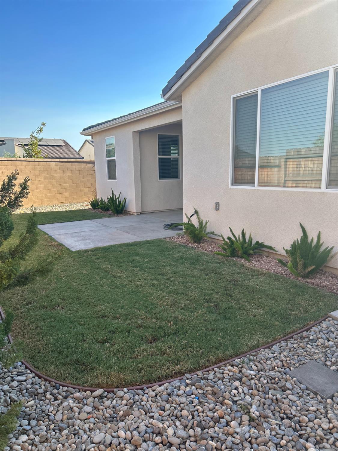 428 Cathedral Ct S, Madera, CA 93636