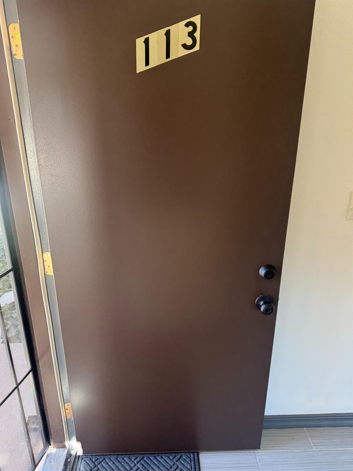 1550 W Ashlan Ave #113, Fresno, CA 93705