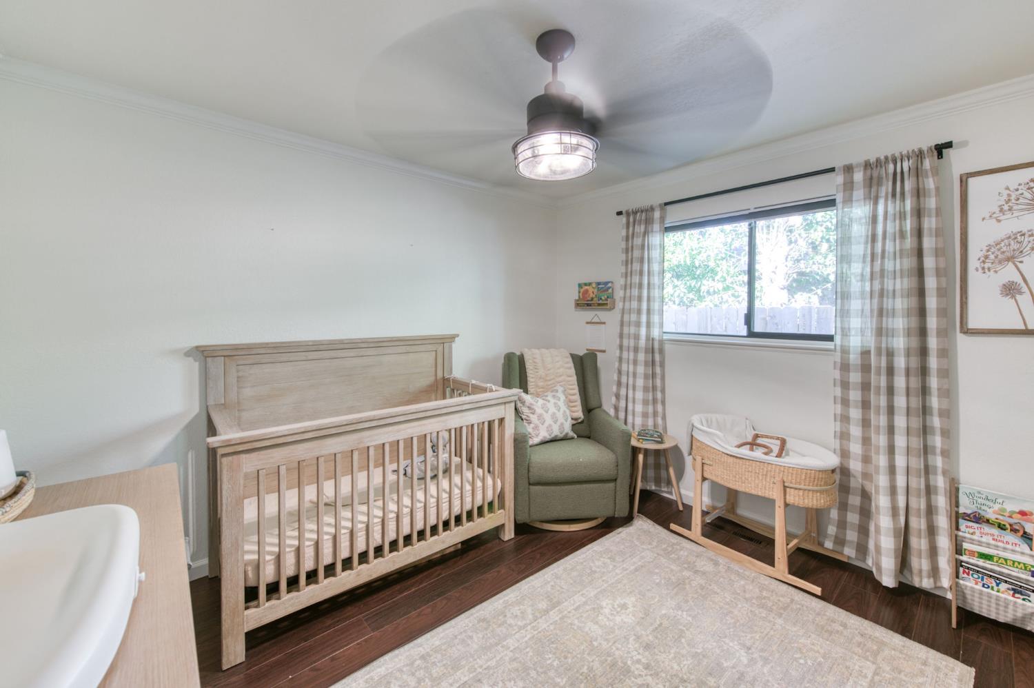 675 W Palo Alto Ave, Fresno, CA 93704