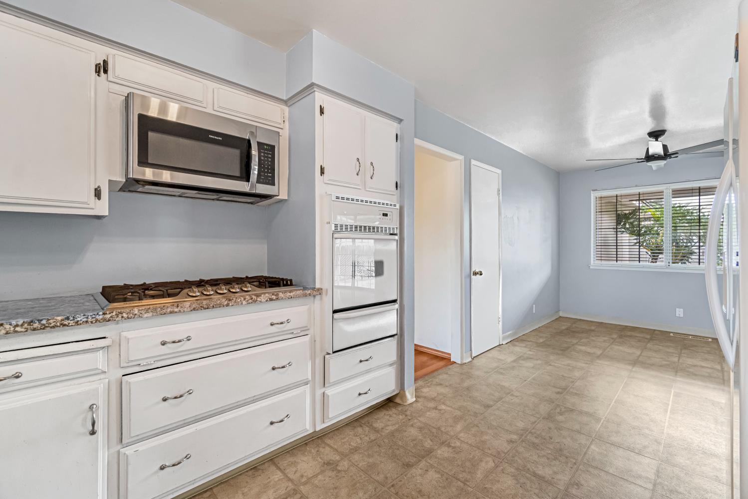 516 E Magill Ave, Fresno, CA 93710