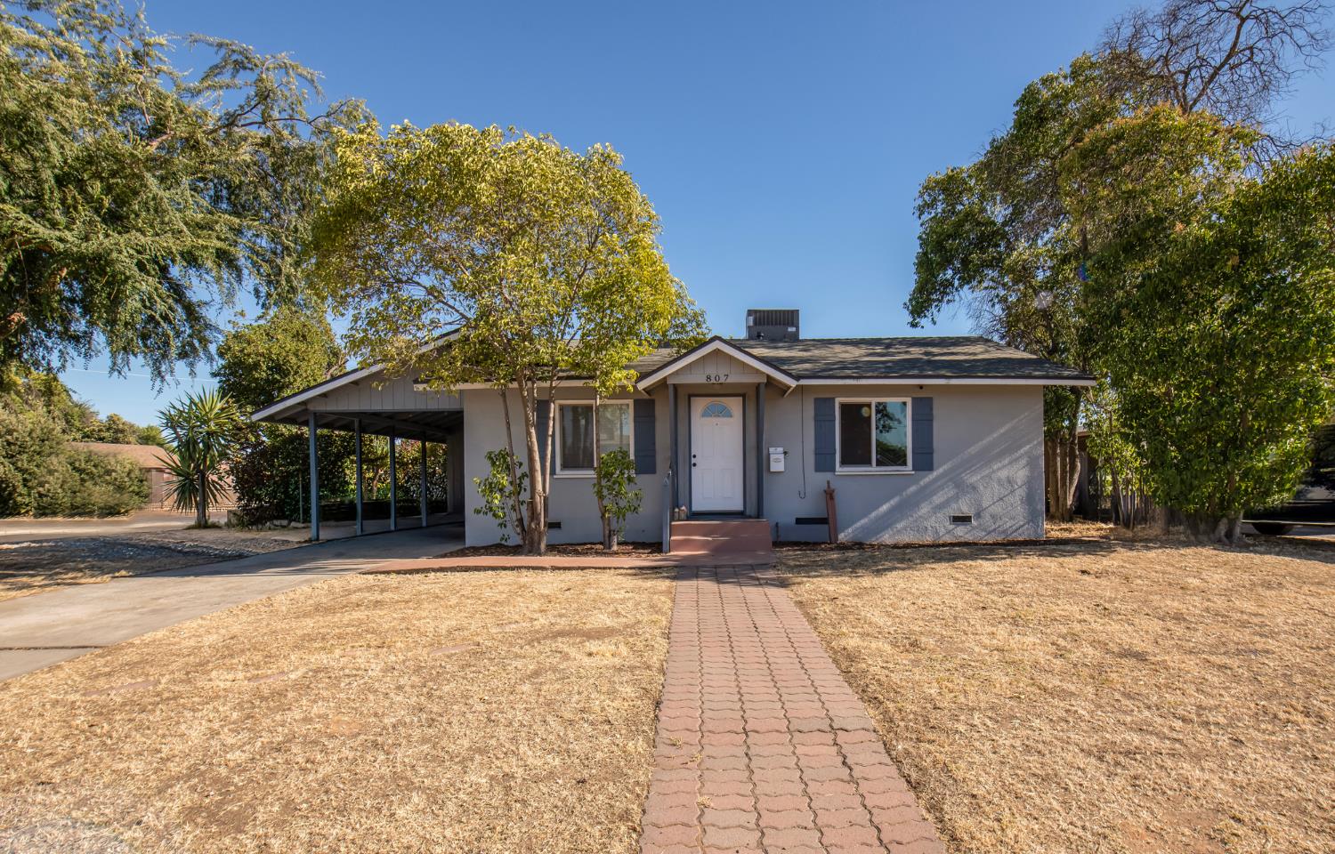 807 W Shields Ave, Fresno, CA 93705