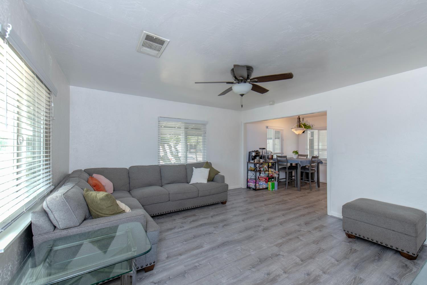 807 W Shields Ave, Fresno, CA 93705