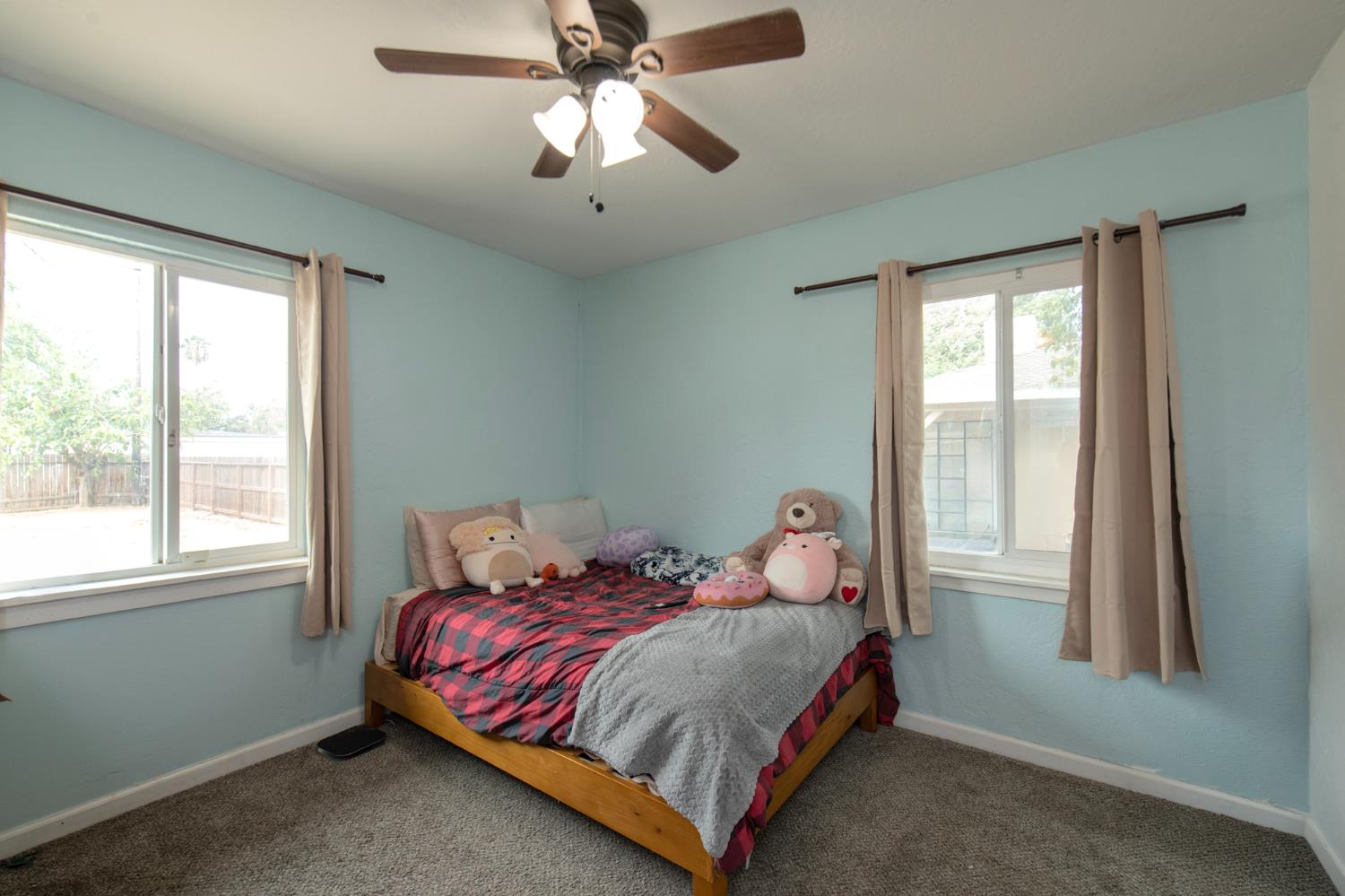 807 W Shields Ave, Fresno, CA 93705