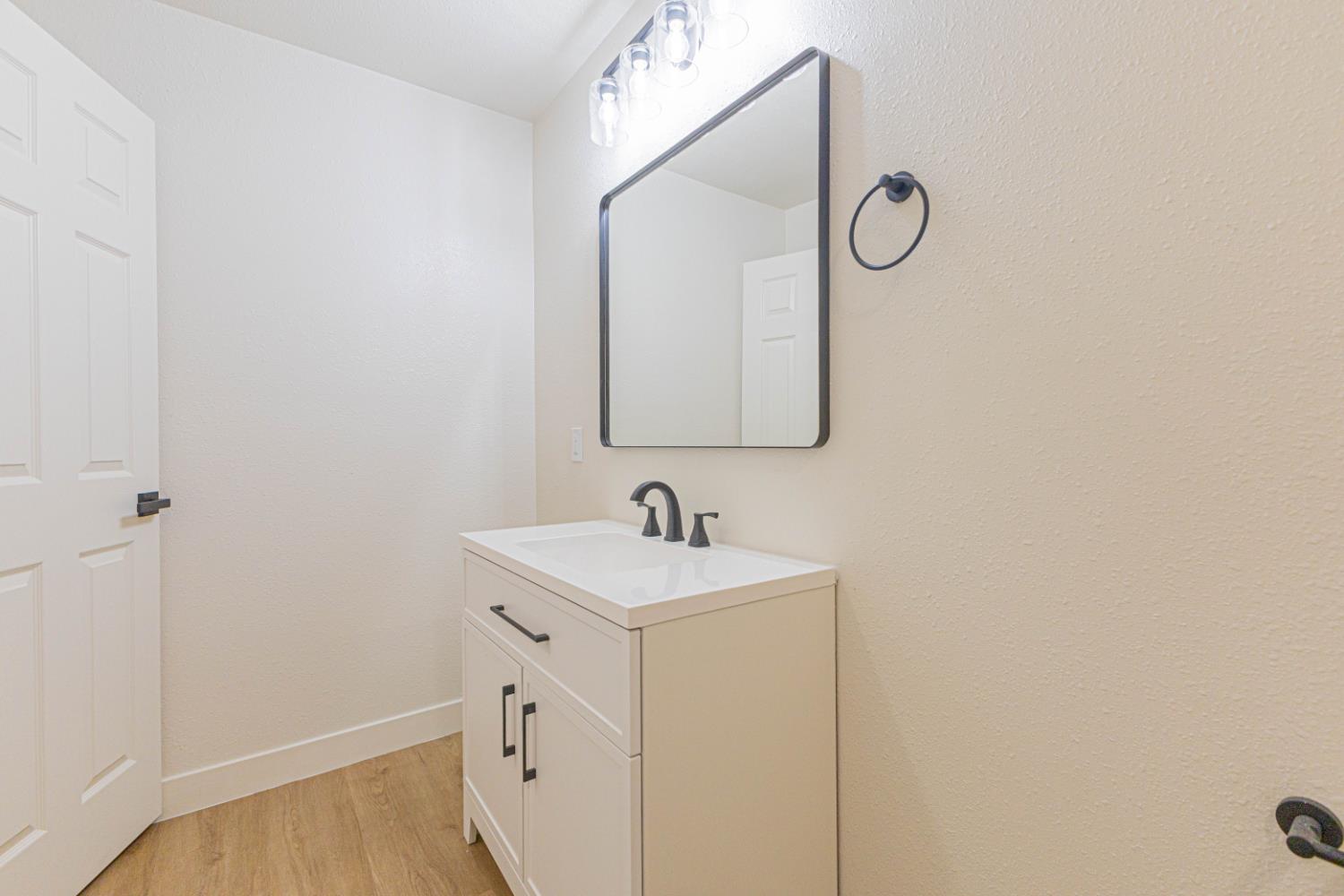 29616 Glacier Ct, Coarsegold, CA 93614