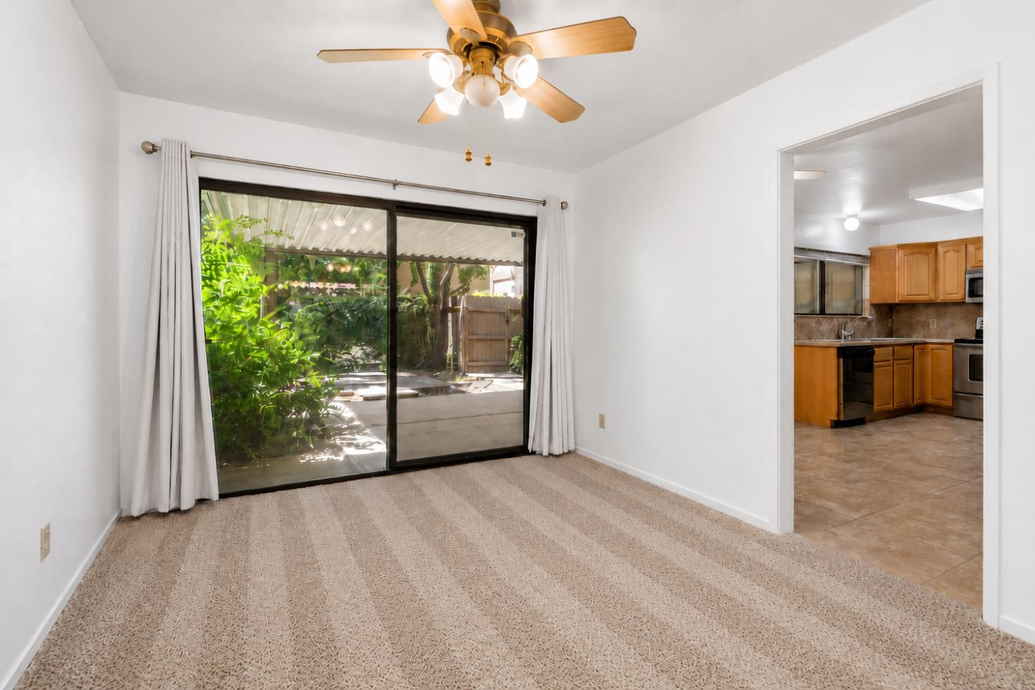 1739 W Santa Ana Ave, Fresno, CA 93705