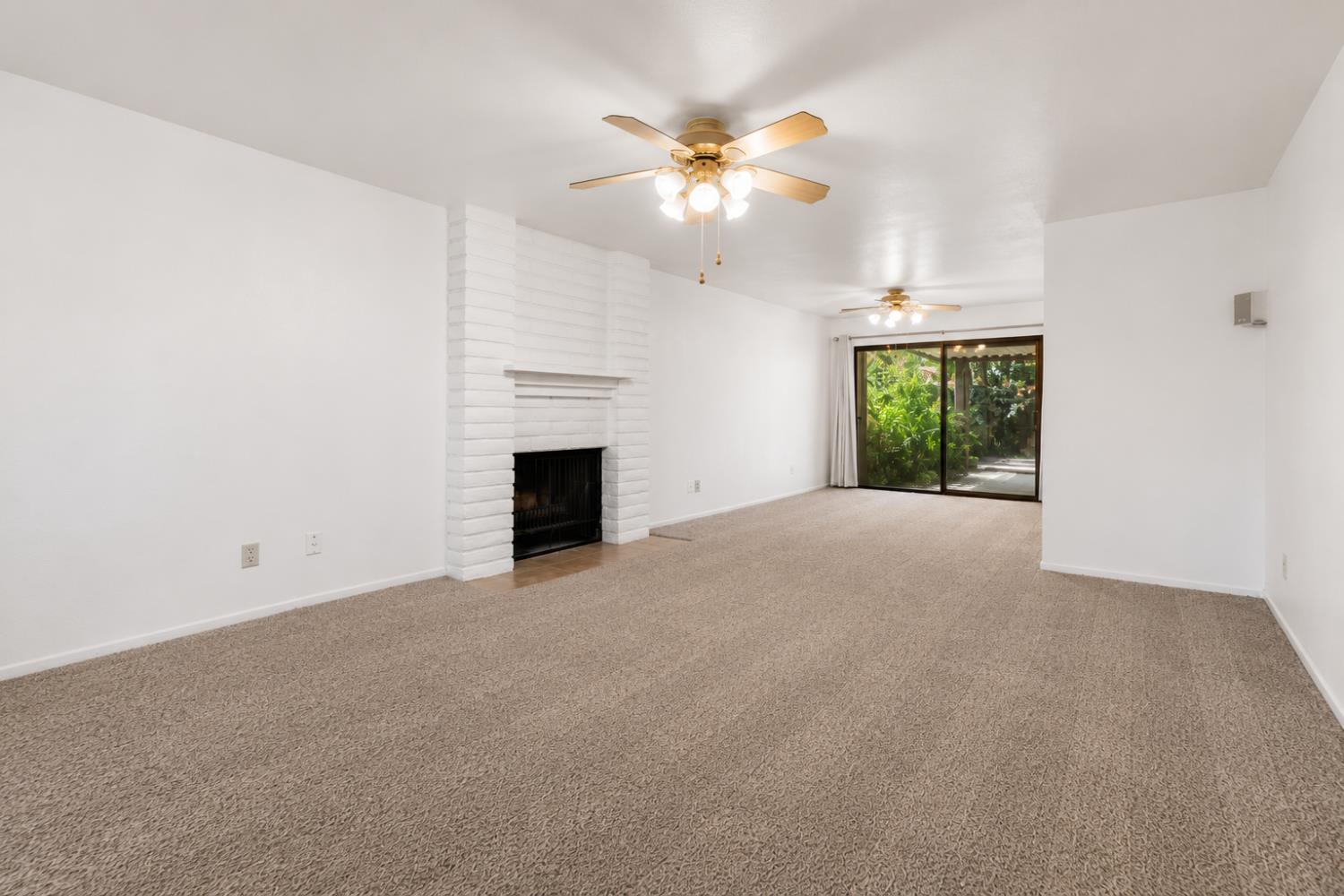 1739 W Santa Ana Ave, Fresno, CA 93705