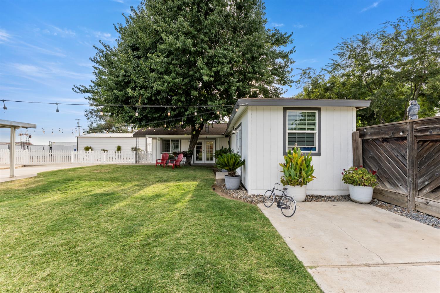 4733 E Richert Ave, Fresno, CA 93726