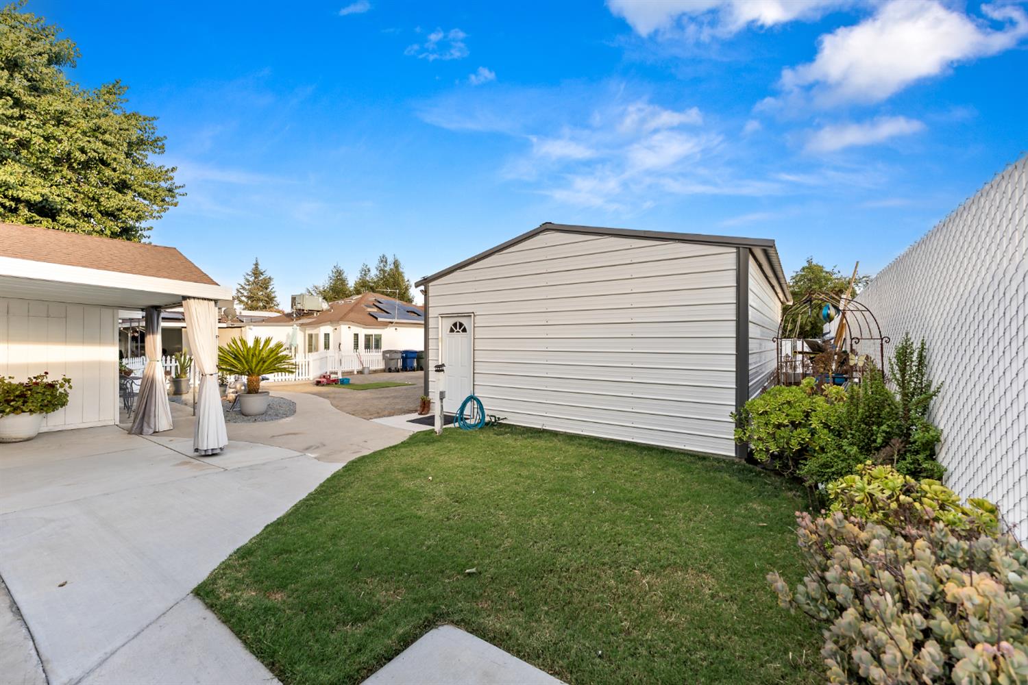 4733 E Richert Ave, Fresno, CA 93726