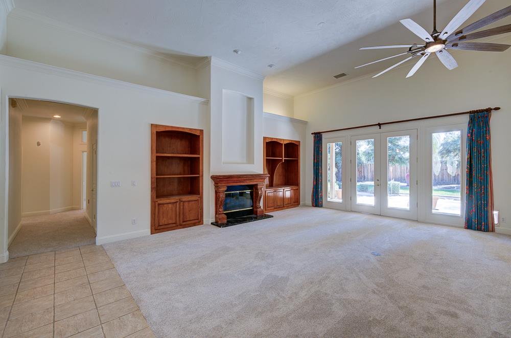 274 W Lester Ave, Clovis, CA 93619