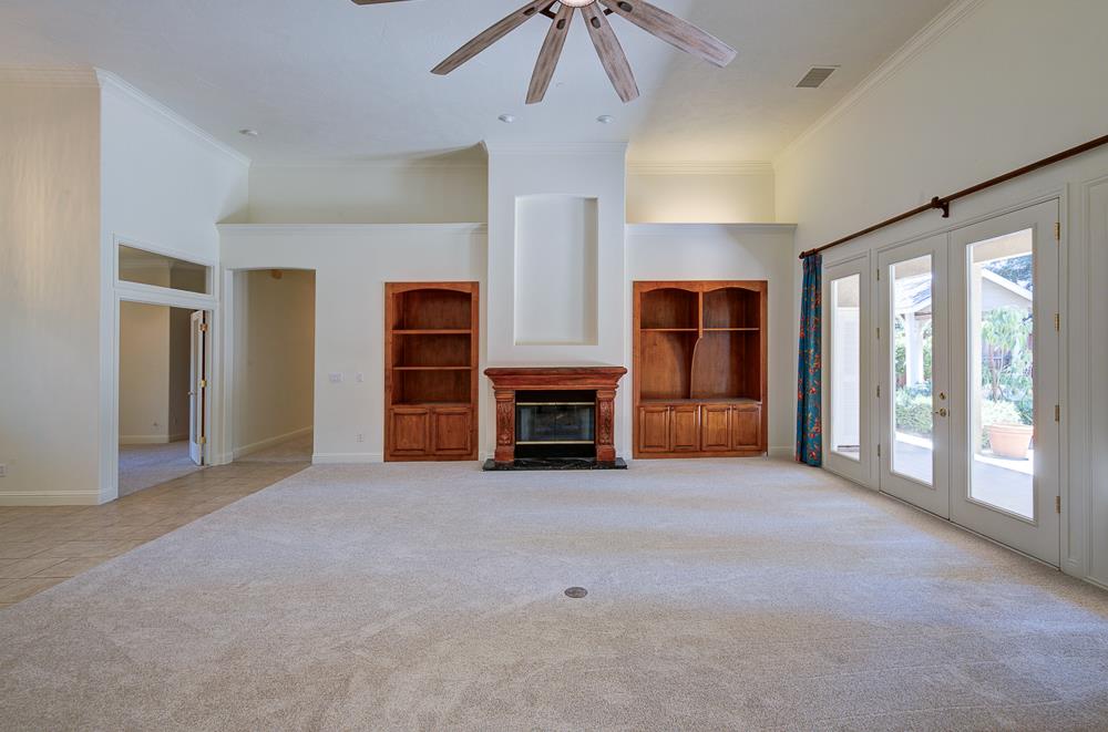 274 W Lester Ave, Clovis, CA 93619