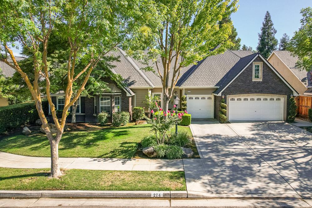 274 W Lester Ave, Clovis, CA 93619