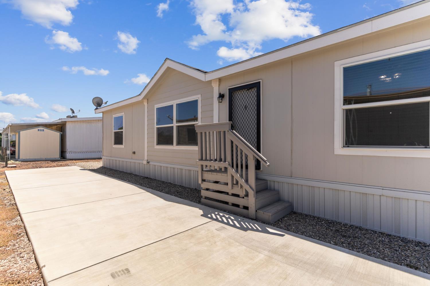 105 W Herndon Ave #73, Fresno, CA 93650