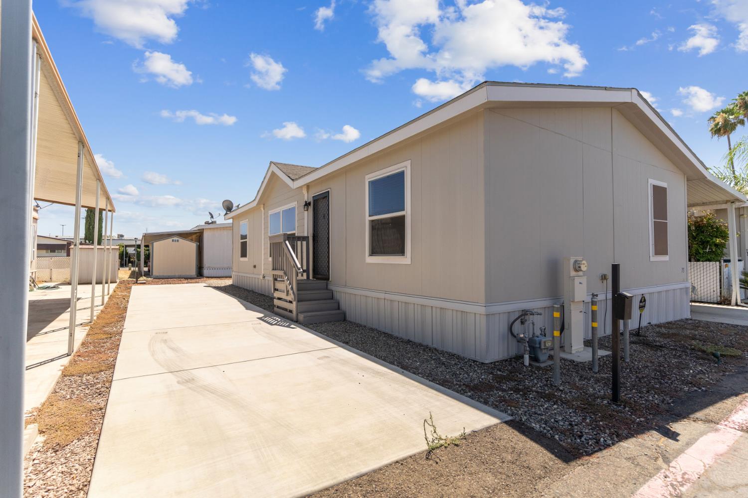 105 W Herndon Ave #73, Fresno, CA 93650