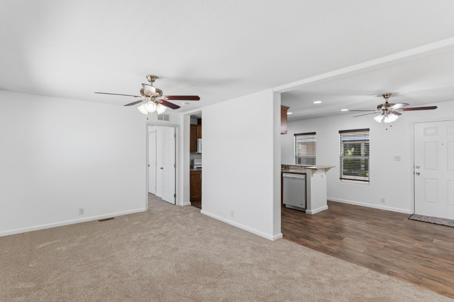 105 W Herndon Ave #73, Fresno, CA 93650
