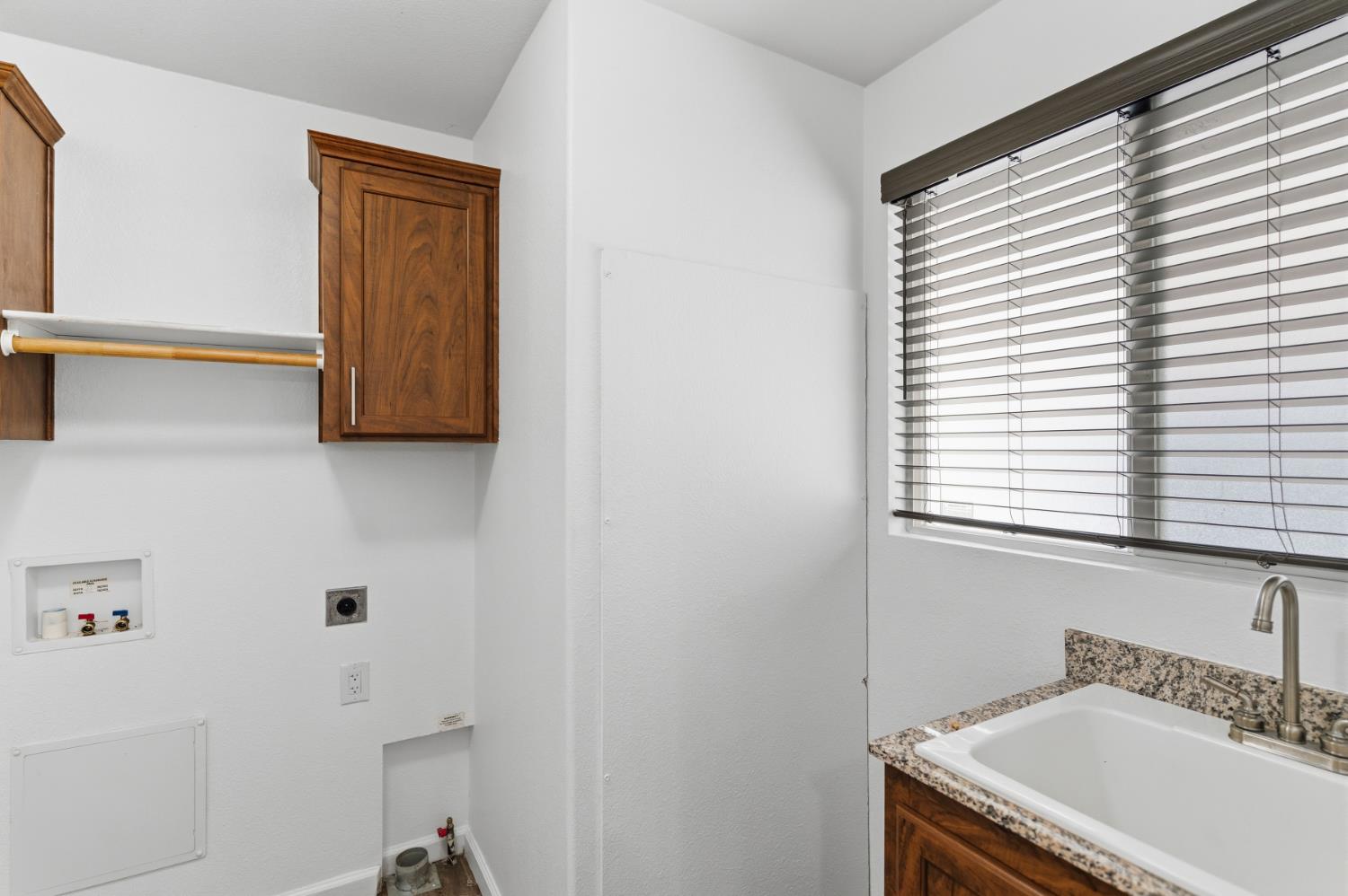 105 W Herndon Ave #73, Fresno, CA 93650